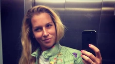 Krásna Cibulková! Ani maľovať sa nepotrebuje, ale má problém