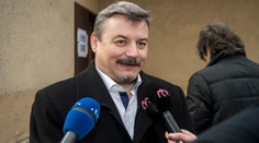 Berényi odstúpil z funkcie predsedu SMK, stranu nateraz vedie Szigeti