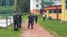 Polícia vyšetruje bombové vyhrážky ako terorizmus. Vypátrať autora správ však pravdepodobne nebude jednoduché