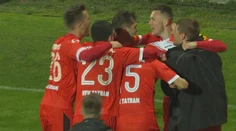 VIDEO: Infarktový záver. Gólman Trenčína obrovskou chybou daroval Lipt. Mikulášu víťazstvo