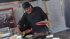 Michelinská hviezda nemusí byť len symbolom luxusu a drahých jedál. Získal ju aj pouličný stánok