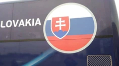 Poliaci sa ospravedlnili za nesprávny štátny znak, chybu už napravili