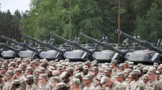 NATO má plán, ako nasadiť vojakov USA vo vojne s Ruskom v Európe. Expert upozornil na veľkú slabinu