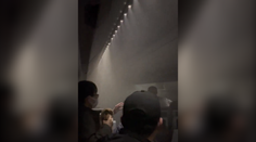 VIDEO: Takto to vyzeralo na palube horiaceho lietadla na letisku v Tokiu