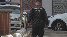 Policajt sa vyhrážal manželke zaťatím sekery do hlavy, skončil vo väzbe