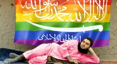 Anonymous trolloval na stránkach islamistov, postoval im odkazy na gay porno