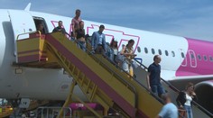 Letná sezóna sa len začala a už máme dovolenkárov, ktorí uviazli na letisku