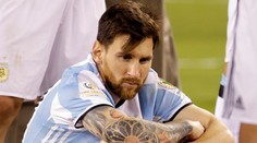 Šok pre fanúšikov, Messi nefiguruje v užšej nominácii na futbalistu sezóny!