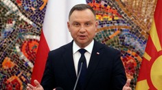 Kontroverzný mediálny zákon v Poľsku neprešiel, prezident Duda ho vetoval