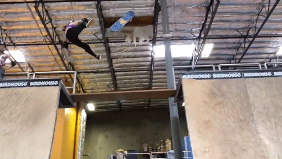 Hrôzostrašný pád 11-ročnej skateboardistky. Život jej zachránila prilba