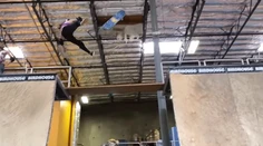 Hrôzostrašný pád 11-ročnej skateboardistky. Život jej zachránila prilba