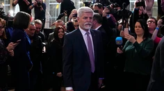 Aj Česi v zahraničí svojimi hlasmi podporili Pavla, druhá skončila Nerudová
