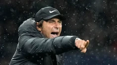 Kritika hráčov ho stála krk. Antonio Conte skončil na lavičke Tottenhamu