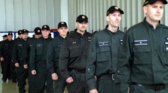 Niektorí policajti nie sú spokojní s príspevkami na bývanie