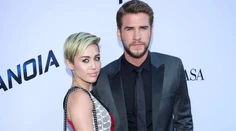 Miley Cyrus má konečne chlapa. Jej sexy bývalého!?