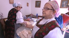 Pri tomto pohľade vám potečú slinky. Takto sa robia fašiangové dobroty