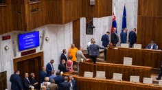 Šetriť začali aj v parlamente. V budove upravili teploty vykurovania