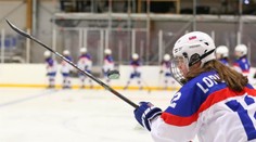 Vynikala už od prípravky, prvú medailu však nezískala v hokeji. Toto je Nela Lopušanová