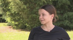 Postrelenú kadetku Mišku sme navštívili v rehabilitačnom centre. Bojuje aj napriek bolesti a robí veľké pokroky