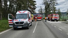 FOTO a VIDEO: Čierny deň pre Slovensko. Autobus zrazil desať ľudí, tri mladé maturantky neprežili