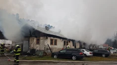 Požiar v autoservise pri Žiline uhasili, škoda sa pohybuje v desiatkach tisíc eur