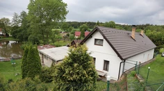Po návrate z výletu ich čakalo nemilé prekvapenie. V ich dome bola nasťahovaná mnohopočetná rodina