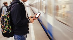Od nedele si kúpite SMS lístky na všetky osobné vlaky. Tu je prehľad cien