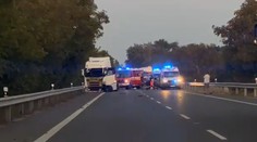 Tragická zrážka auta s kamiónom smerom na Senec. O život prišiel 47-ročný vodič