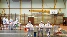 Viacerým sa končí izolácia z prvého kola testovania. Čo robiť, ak príznaky choroby neodzneli?