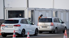 Rakúsko predlžuje kontroly na hraniciach do 27. februára