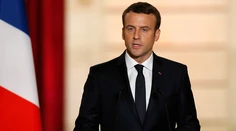 Emmanuel Macron sa oficiálne ujal úradu prezidenta. Toto sú jeho prvé slová