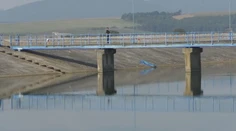 Záhadná smrť mladej ženy. Pri vode našli jej ruksak aj bicykel, nikto nevie, čo sa mohlo stať