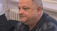 Sexom s dievčaťom sa vraj chválil v bare. V kauze s režisérom Paulínym vypovedali svedkovia aj obeť