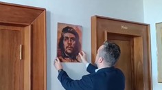 Ľubošom Blahom sa zaoberá NAKA. Polícia začala trestné stíhanie pre zmenu výzdoby v jeho kancelárii