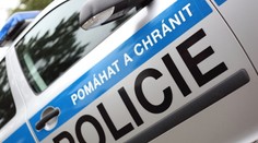 Dvojica ukradla 140 kondómov a 20 lubrikačných gélov: Pátra po nich polícia v Česku