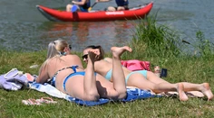 Leto sa vráti v plnej sile. Meteorológovia vydali výstrahy pred horúčavami pre tieto okresy
