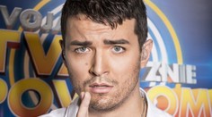 Moderátor Viktor Vincze ako Iglesias prekvapil. Pozrite si jeho vystúpenie