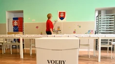 Na ÚS prišlo prvé podanie k voľbám, strany zatiaľ sťažnosti nedali