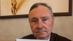 Najstarší maturant na svete? V Maďarsku zložil skúšku dospelosti 71-ročný muž