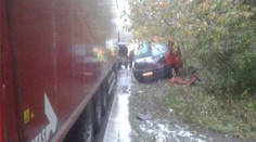 Smrteľná nehoda na Donovaloch. Dvaja mŕtvi, jeden ťažko zranený
