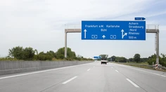 Merkelovej vláda odmieta vyňatie pohraničia z mýta pre osobné vozidlá