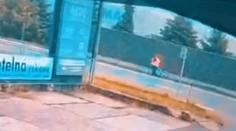 VIDEO: Tragédiu v Žarnovici zachytila kamera. Za zrážkou s chodcom v reflexnej veste má byť mikrospánok