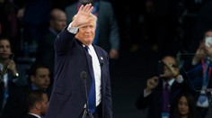 Do Trumpovej kancelárie zaslali obálku s bielym práškom