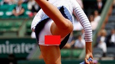 Takto detailne ste ešte pod sukne tenistiek nenahliadli