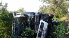 V Maďarsku havaroval autobus plný detí. Zranených už previezli na Slovensko