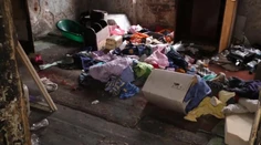 Zbúrali neslávne slávnu bytovku v Žiline. Šokujúce zábery zvnútra