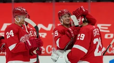 NHL: Pánik asistoval, St. Louis do play off, Tampa v 1. kole proti Floride