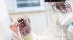 Najviac nových prípadov zo stredy potvrdili na jednej ulici v Nitre, stráži ju polícia