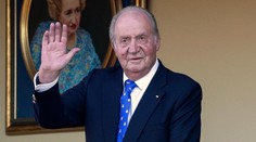 Tajná služba pichla španielskému kráľovi ženské hormóny, aby skrotila jeho sexuálne chúťky