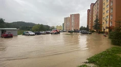 Mesto Trstená vyhlásilo tretí stupeň povodňovej aktivity, Vlčí potok zalial sídlisko